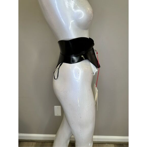 NWT ALEXANDER MCQUEEN Glossed-leather waist belt Size IT36/US0 $2,190 main image 8